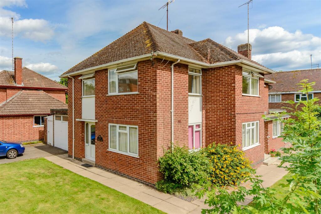 3 bedroom for rent in Bridge Street, Kenilworth, CV8