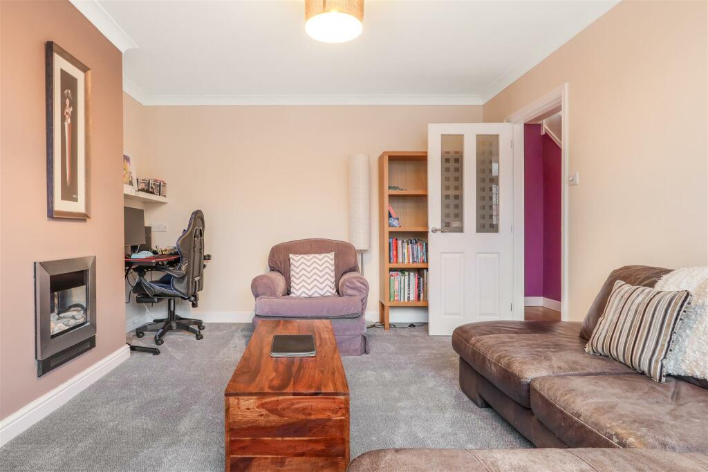Additional property image - Towers Close, Kenilworth