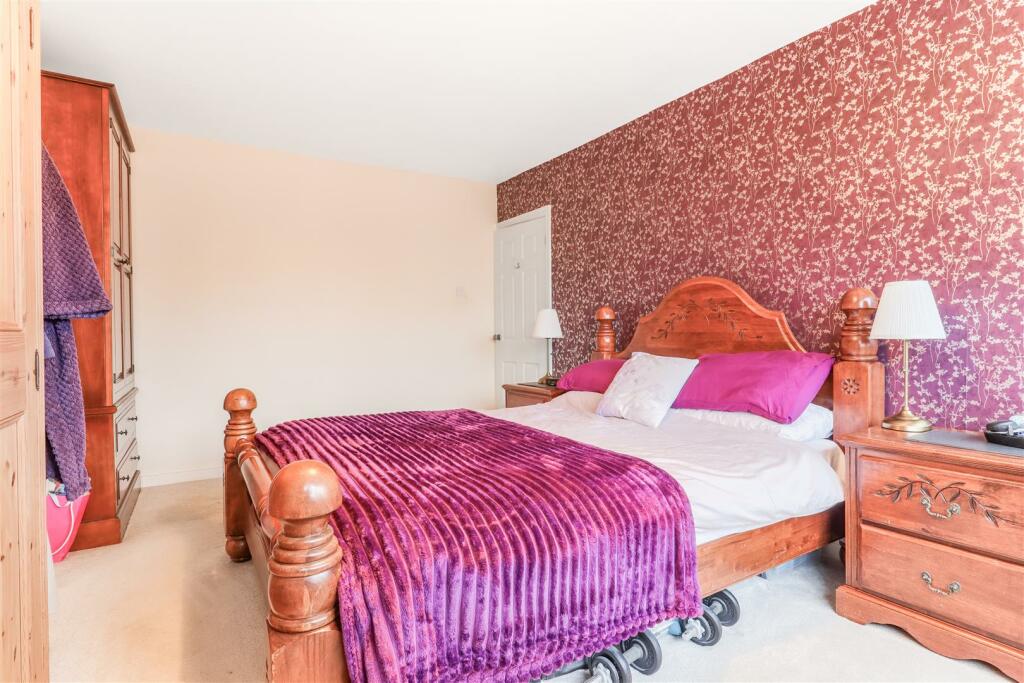 Additional property image - Towers Close, Kenilworth