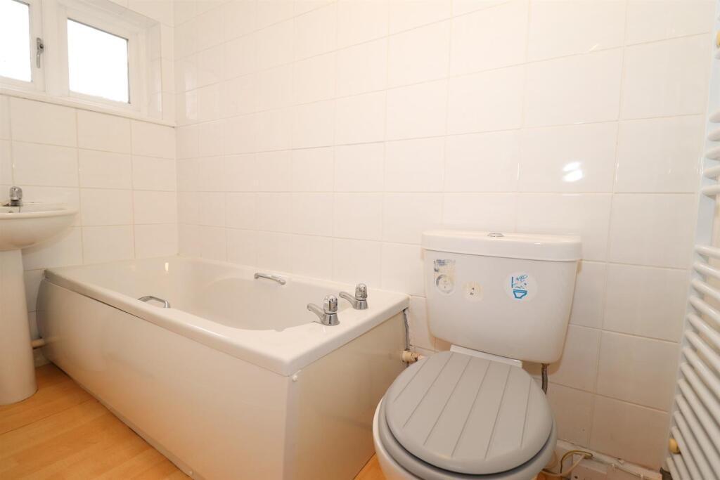 Additional property image - Warwick Road, Leek Wootton, Warwick