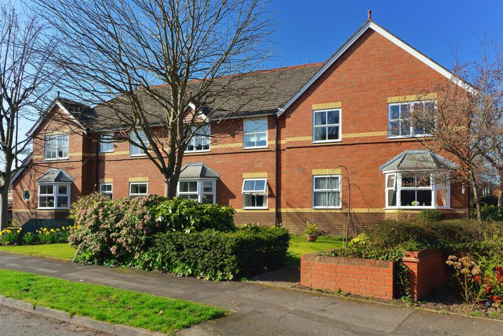 Main image of property: Moorlands Avenue, Kenilworth
