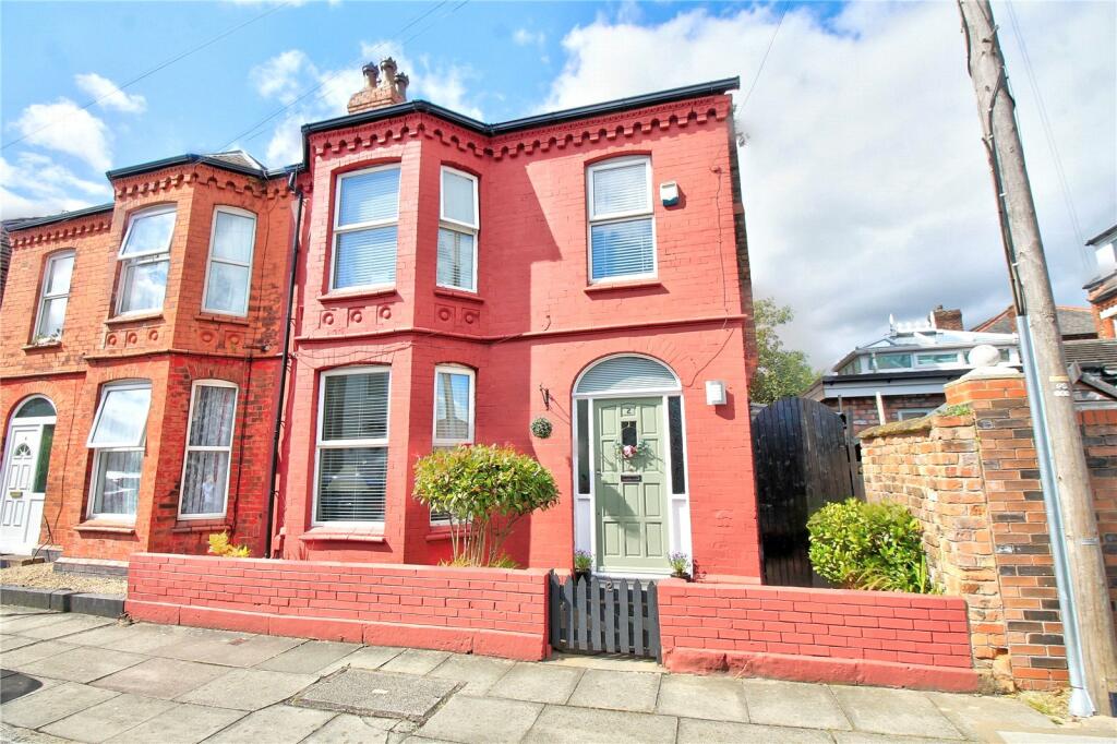 4 bedroom semidetached house for sale in Helsby Road, Liverpool, Merseyside, L9