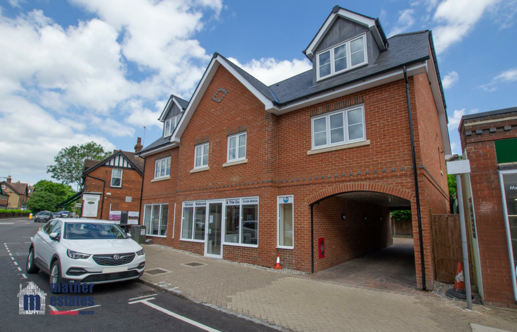 1 bedroom flat for sale in London Road, Knebworth, SG3