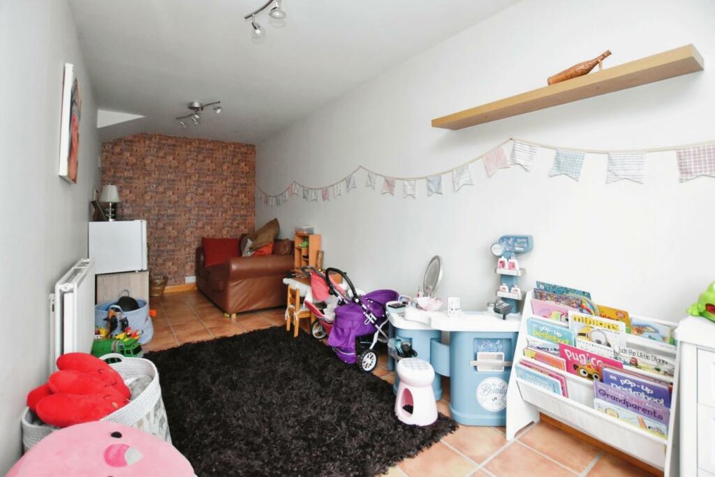 Additional property image - Battson Road, Bristol