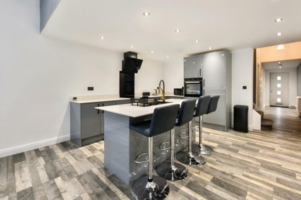 Additional property image - Hengrove Avenue, Bristol