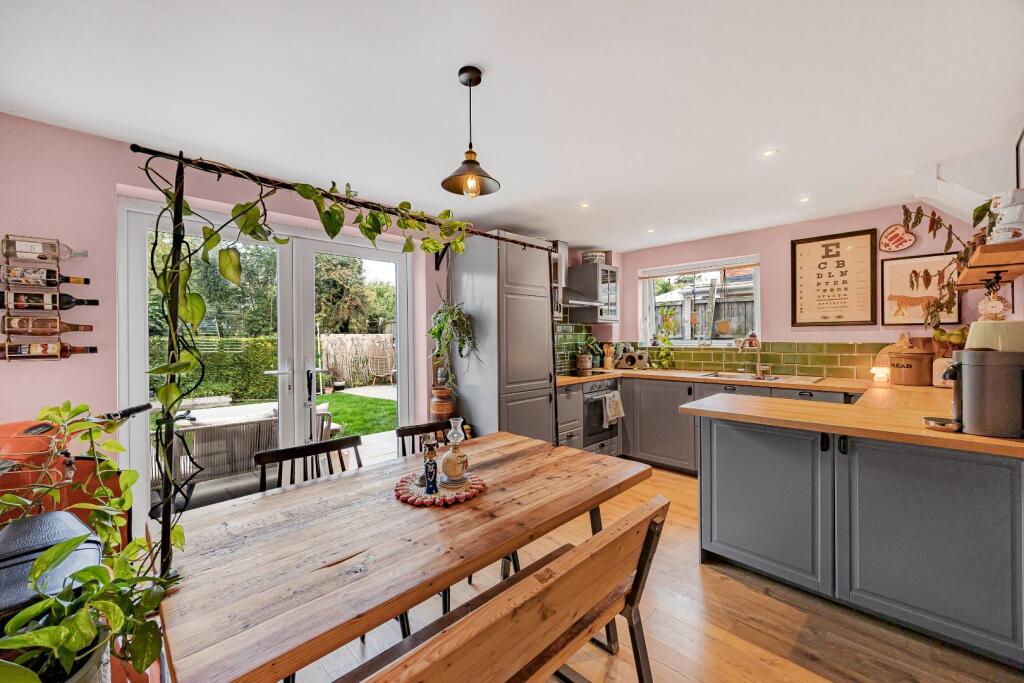 Main image of property: Foxcombe Road, Whitchurch, Bristol
