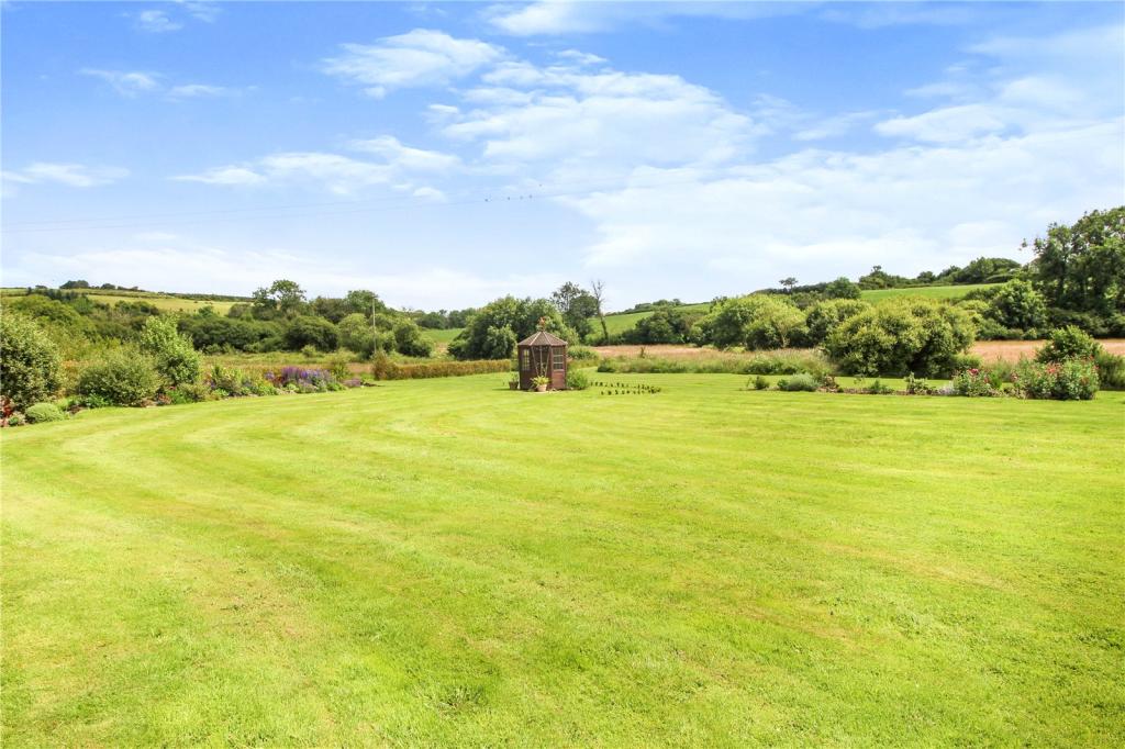 7 bedroom detached house for sale in Woolsery, Bideford, EX39