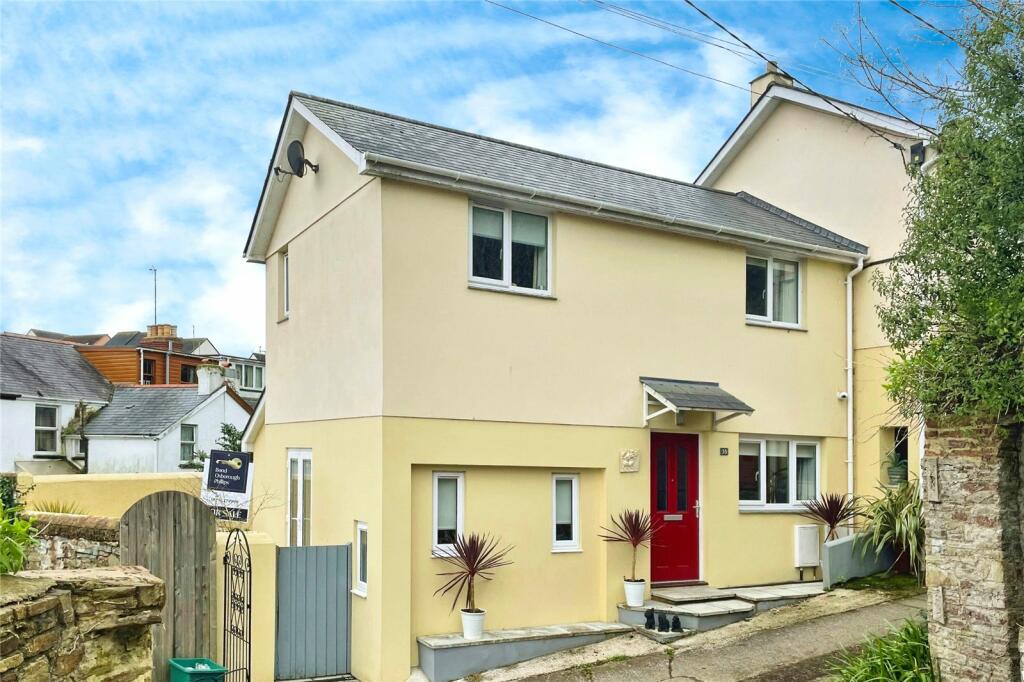 2 bedroom semidetached house for sale in Bideford, Devon, EX39