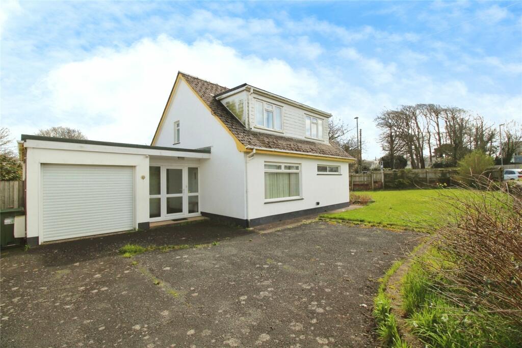 3 bedroom detached house for sale in Northam, Bideford, EX39