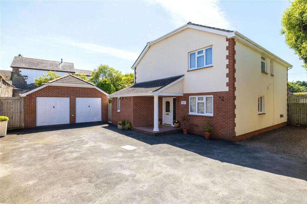 5 bedroom detached house for sale in Bideford, Devon, EX39