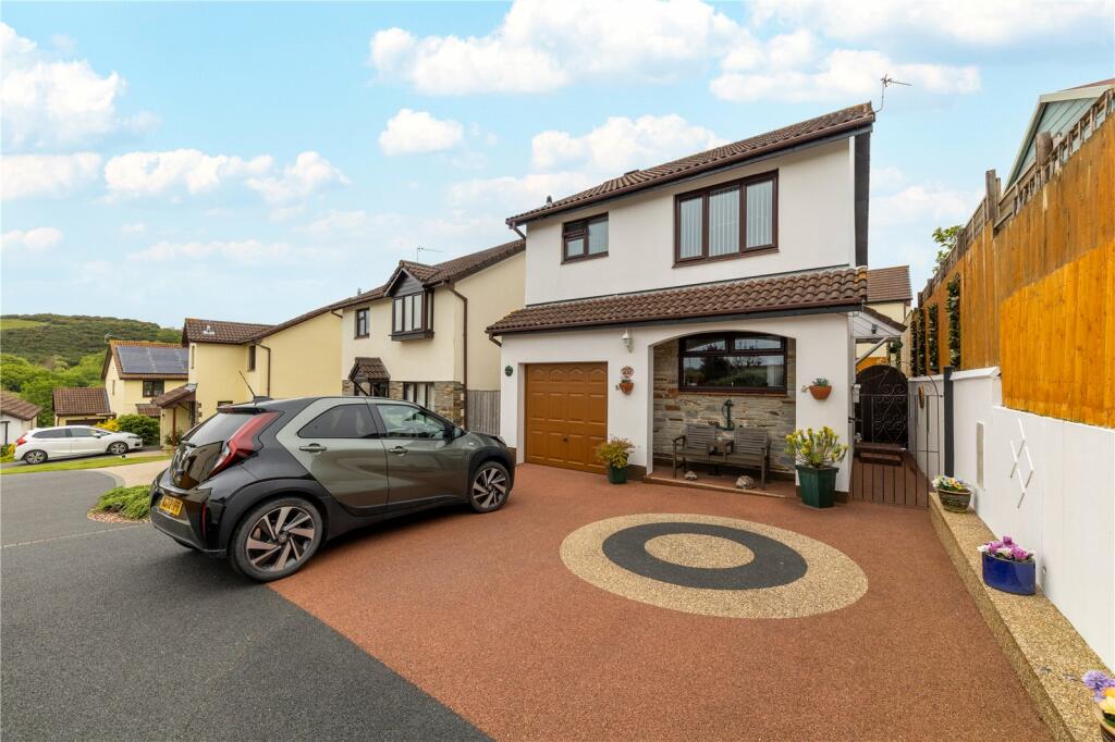 3 bedroom detached house for sale in Bideford, Devon, EX39