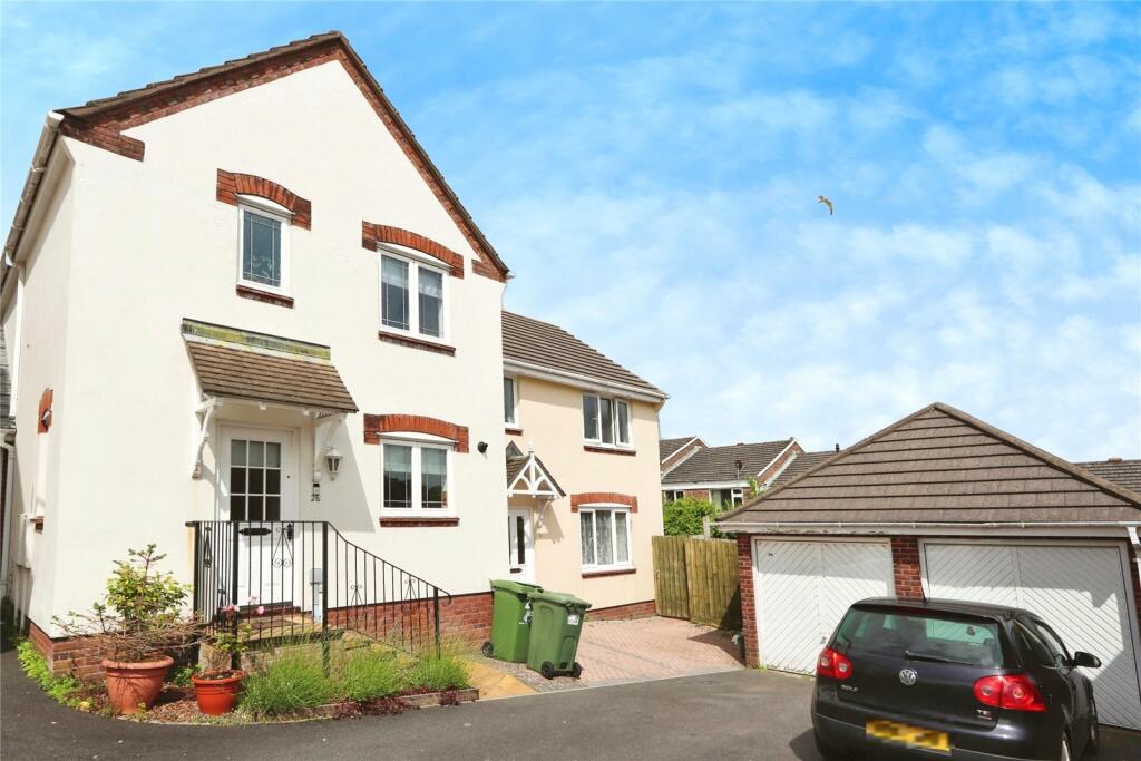 3 bedroom semidetached house for sale in Bideford, Devon, EX39