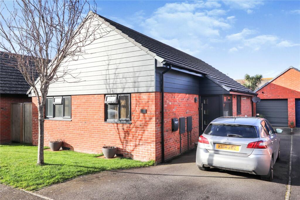 1 bedroom bungalow for sale in Westward Ho, Bideford, EX39