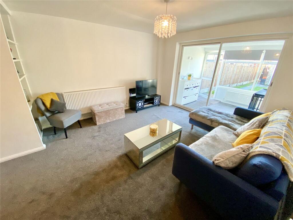 2 bedroom terraced house for sale in Queenswood Road, Sidcup, Kent, DA15