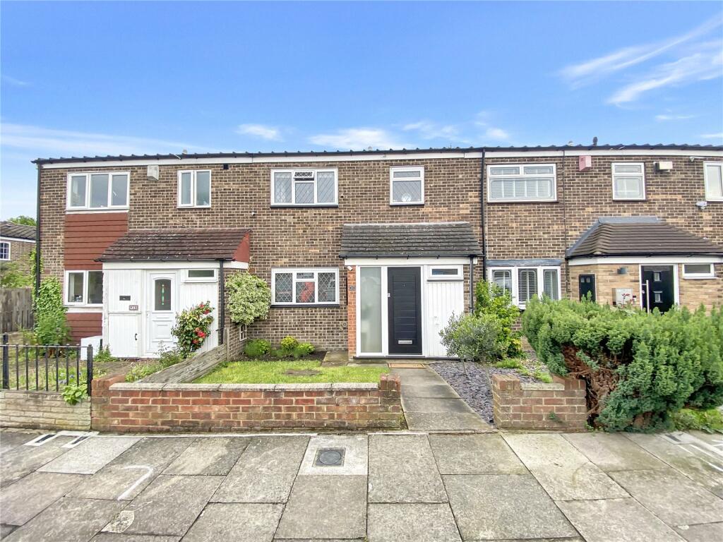 3 bedroom terraced house for sale in Lingey Close, Sidcup, Kent, DA15