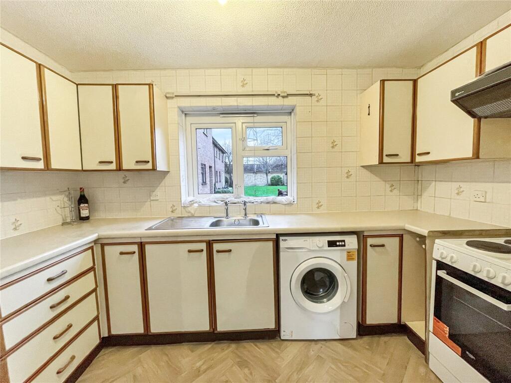 Additional property image - Bowes Close, Sidcup, DA15