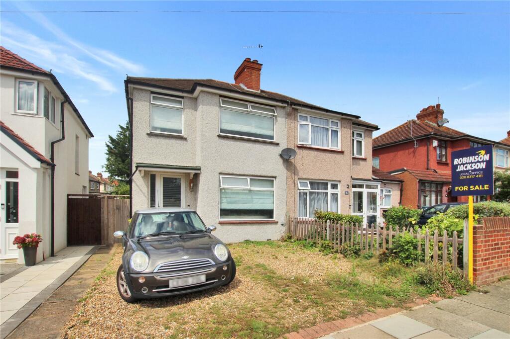 3 bedroom semidetached house for sale in Flaxton Road, Plumstead