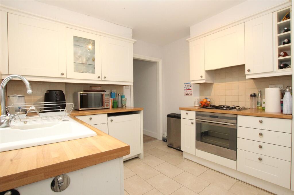 Main image of property: Griffin Road, London, SE18