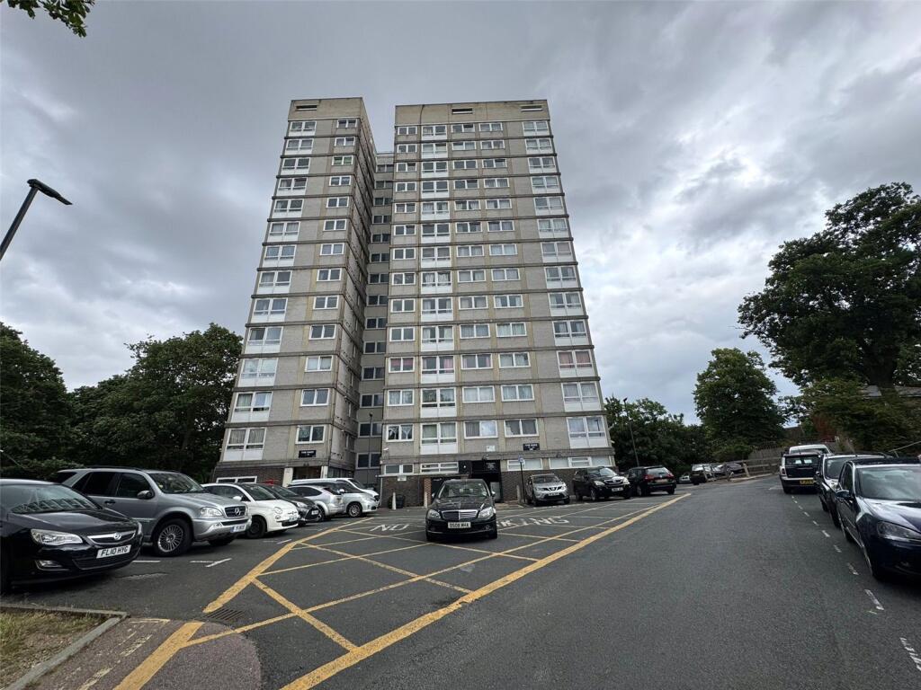 Main image of property: The Oaks, London, SE18