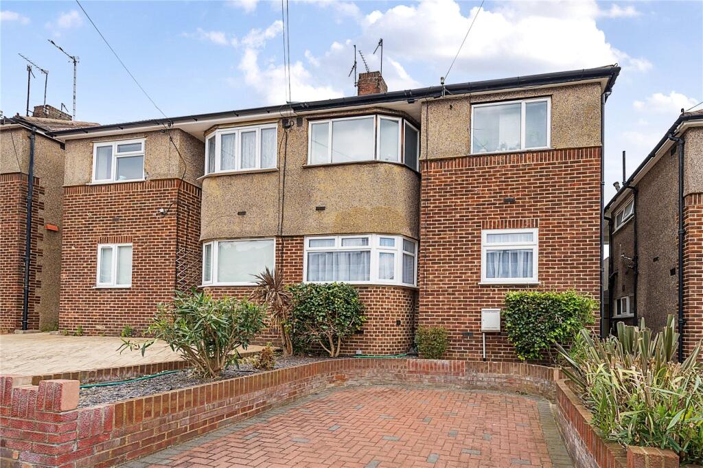 Main image of property: Swingate Lane, Plumstead Common, SE18