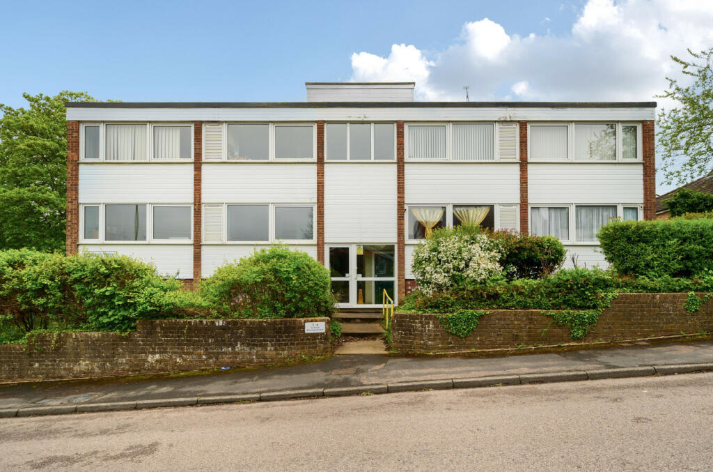 2 bedroom apartment for sale in Lockview, Sheering Mill Lane, Sawbridgeworth, Hertfordshire, CM21