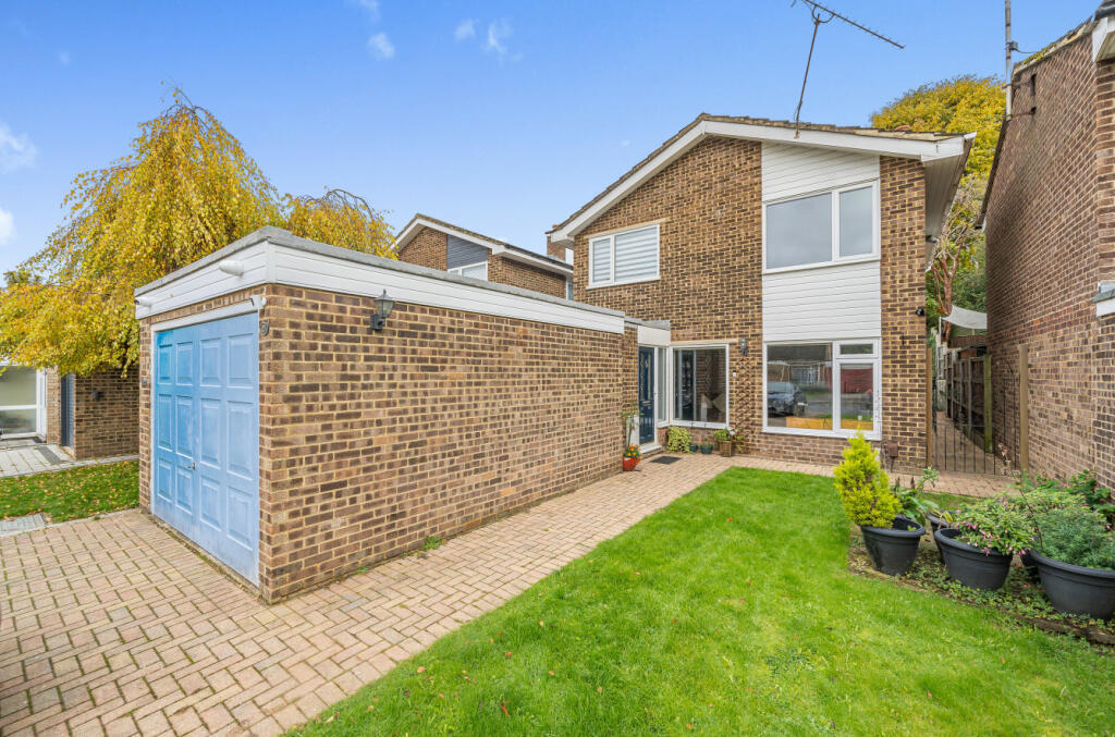 4 bedroom detached house for sale in Greenstead, Sawbridgeworth, Hertfordshire, CM21