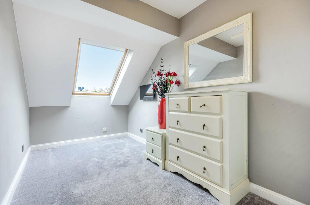 Additional property image - The Meadows, Sawbridgeworth, Hertfordshire, CM21