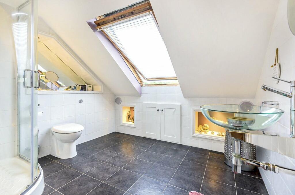 Additional property image - The Meadows, Sawbridgeworth, Hertfordshire, CM21