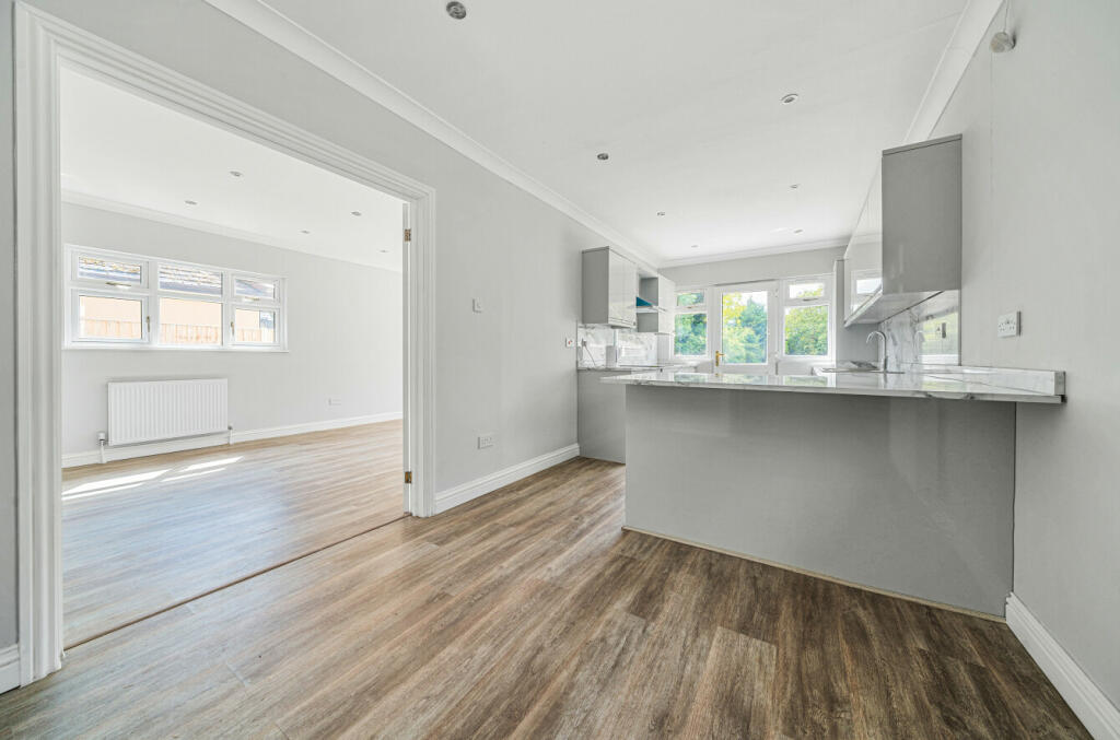 Additional property image - Chelmsford Road, Hatfield Heath, Bishop's Stortford, Essex, CM22