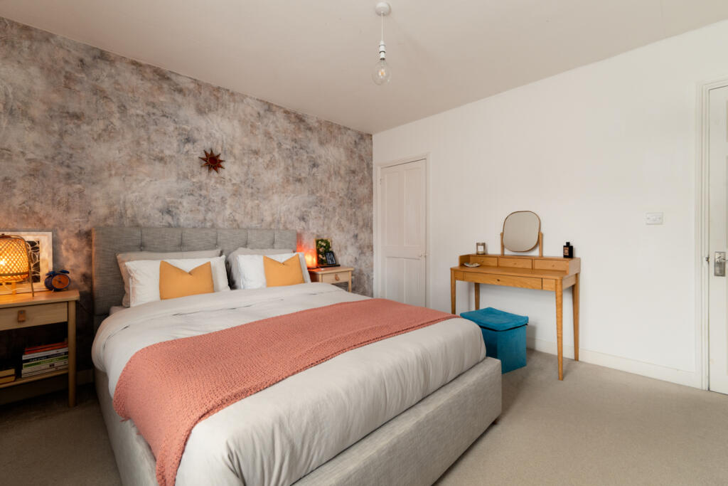Additional property image - Station Road, Sawbridgeworth, Hertfordshire, CM21