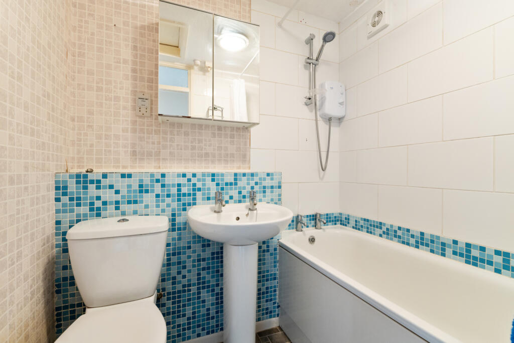 Additional property image - Nursery Fields, Sawbridgeworth, Hertfordshire, CM21
