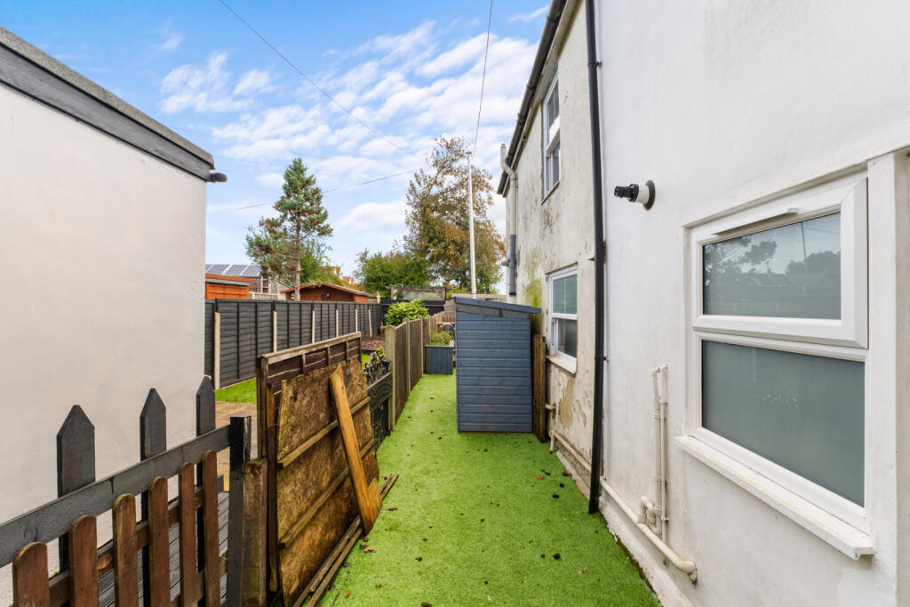 Additional property image - Queens Head Yard, The Street, Sheering, Bishop's Stortford, CM22