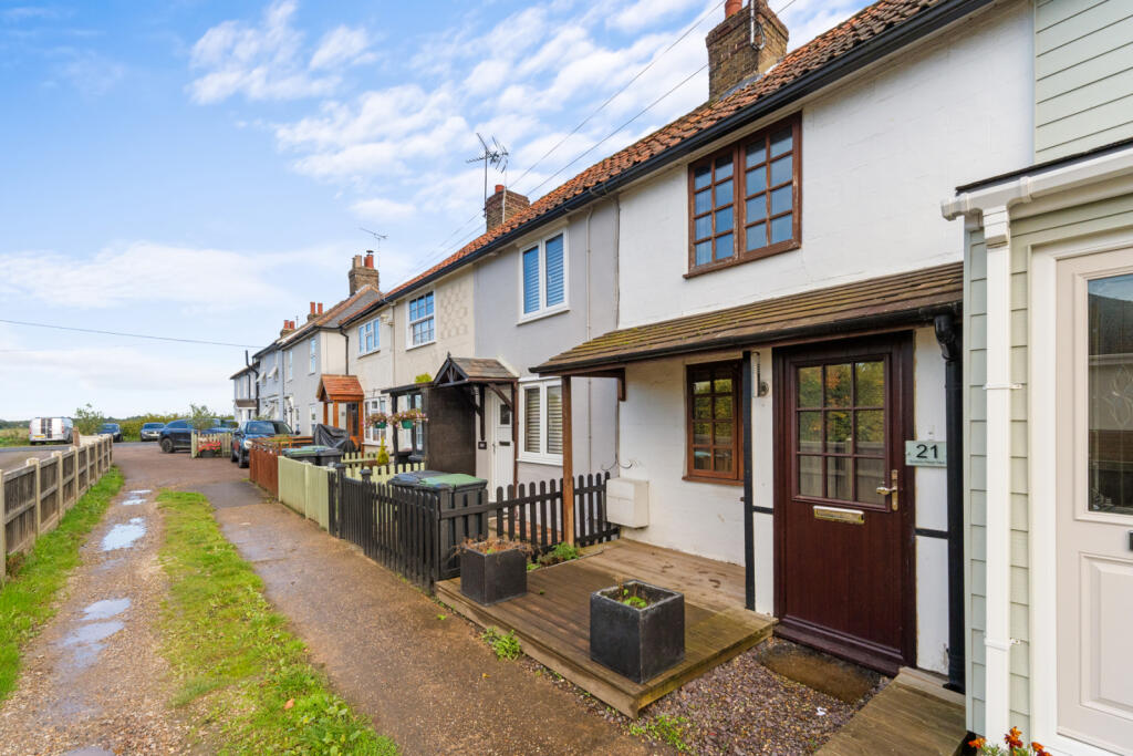 Additional property image - Queens Head Yard, The Street, Sheering, Bishop's Stortford, CM22