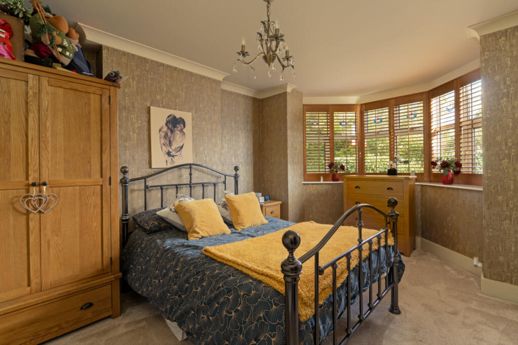 Additional property image - Sheering Lower Road, Sawbridgeworth, Essex, CM21