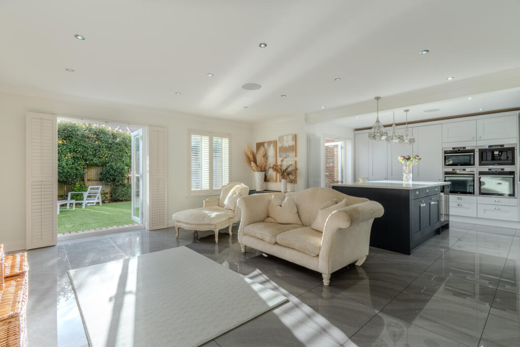 Additional property image - School Lane, Sawbridgeworth, Hertfordshire, CM21