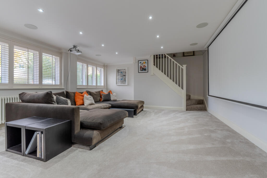 Additional property image - School Lane, Sawbridgeworth, Hertfordshire, CM21