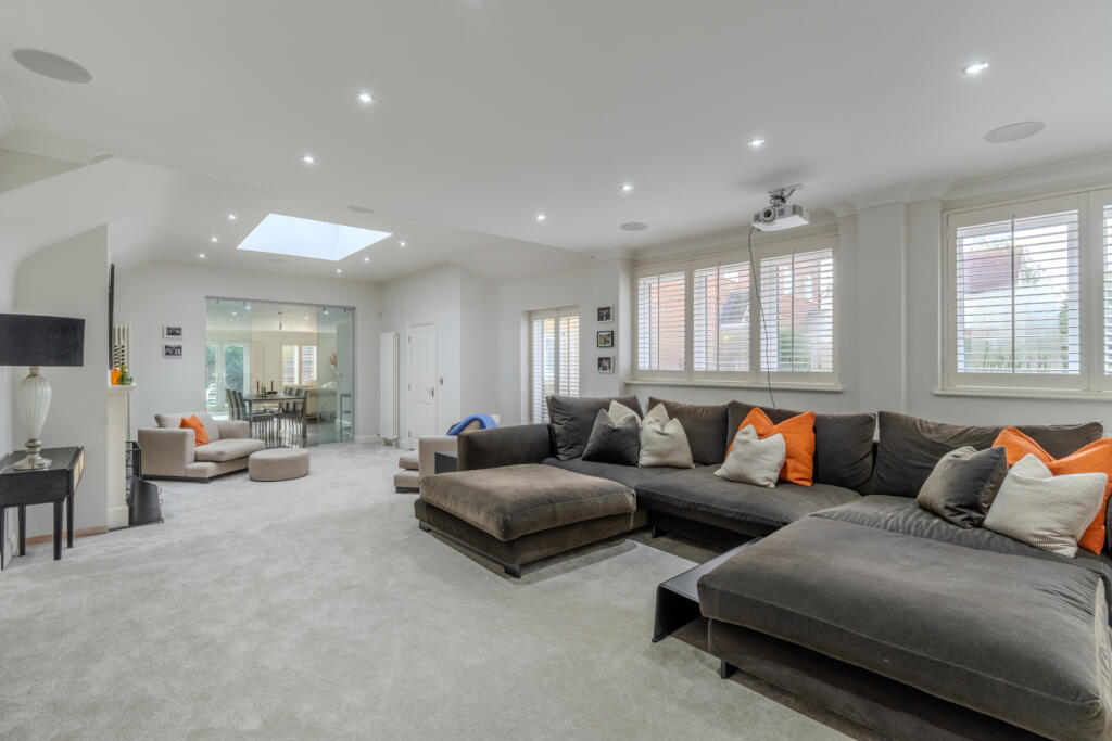 Additional property image - School Lane, Sawbridgeworth, Hertfordshire, CM21