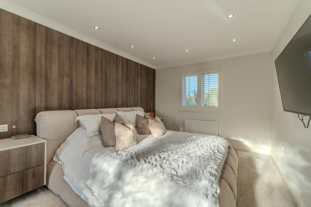 Additional property image - School Lane, Sawbridgeworth, Hertfordshire, CM21