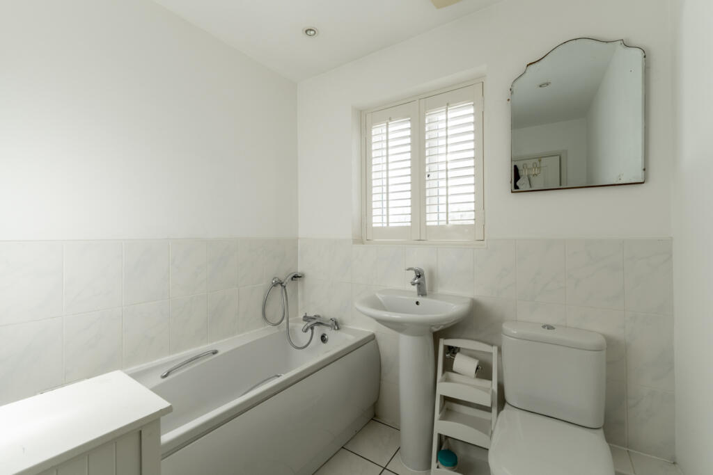 Additional property image - School Lane, Sawbridgeworth, Hertfordshire, CM21