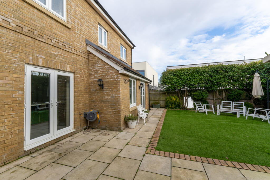 Additional property image - School Lane, Sawbridgeworth, Hertfordshire, CM21