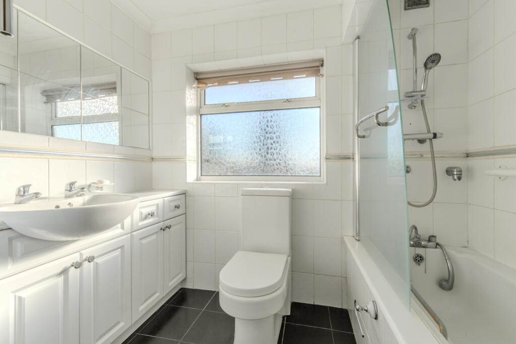Additional property image - Rowney Wood, Sawbridgeworth, Hertfordshire, CM21