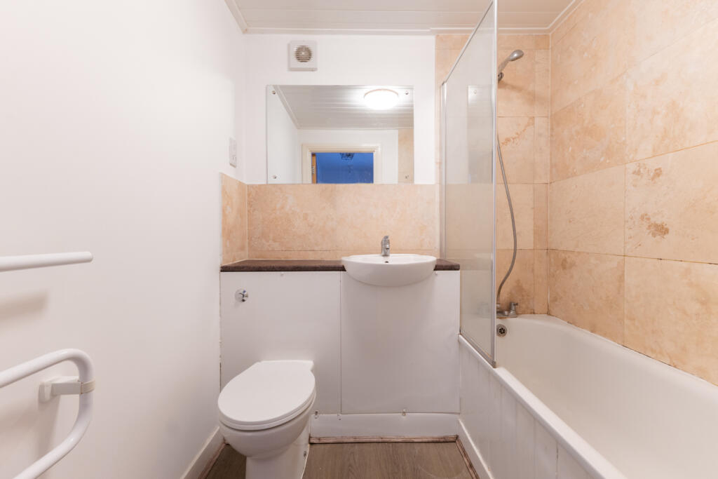 Additional property image - Cutforth Road, Sawbridgeworth, Herts, CM21