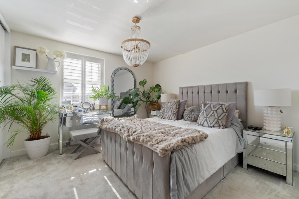 Additional property image - Giffin Way, Sawbridgeworth, Hertfordshire, CM21