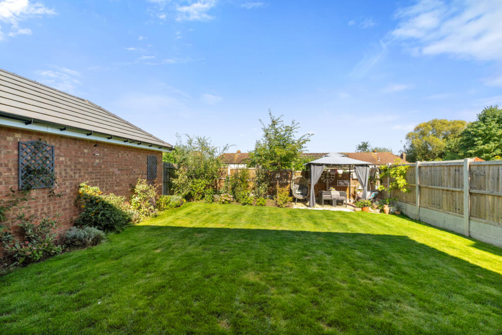 Additional property image - Giffin Way, Sawbridgeworth, Hertfordshire, CM21