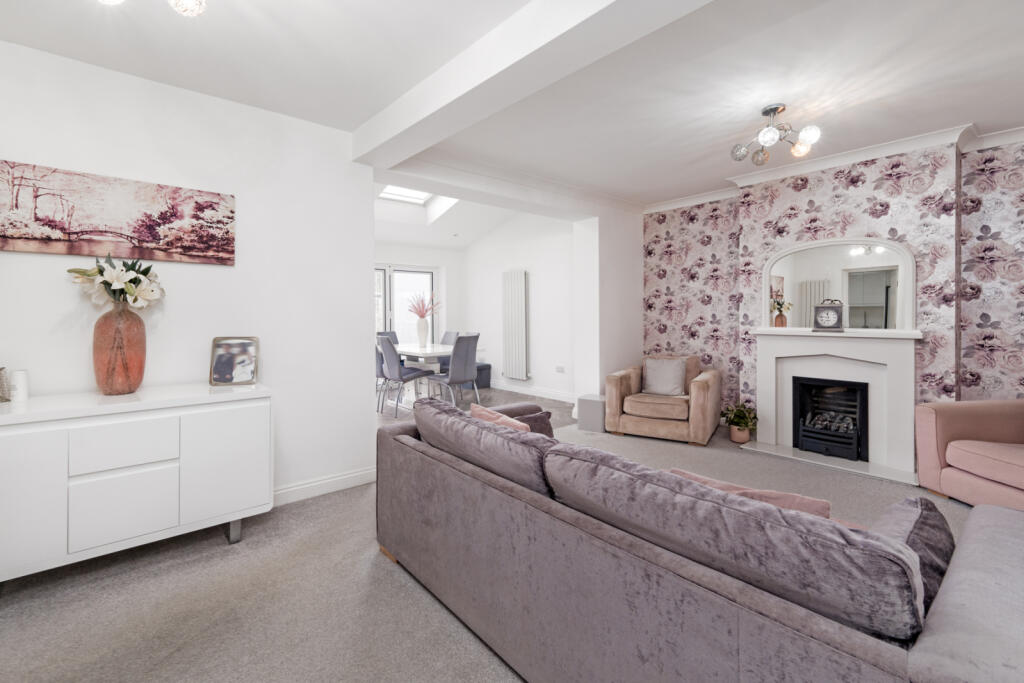 Additional property image - Sheering Lower Road, Sawbridgeworth, Essex, CM21