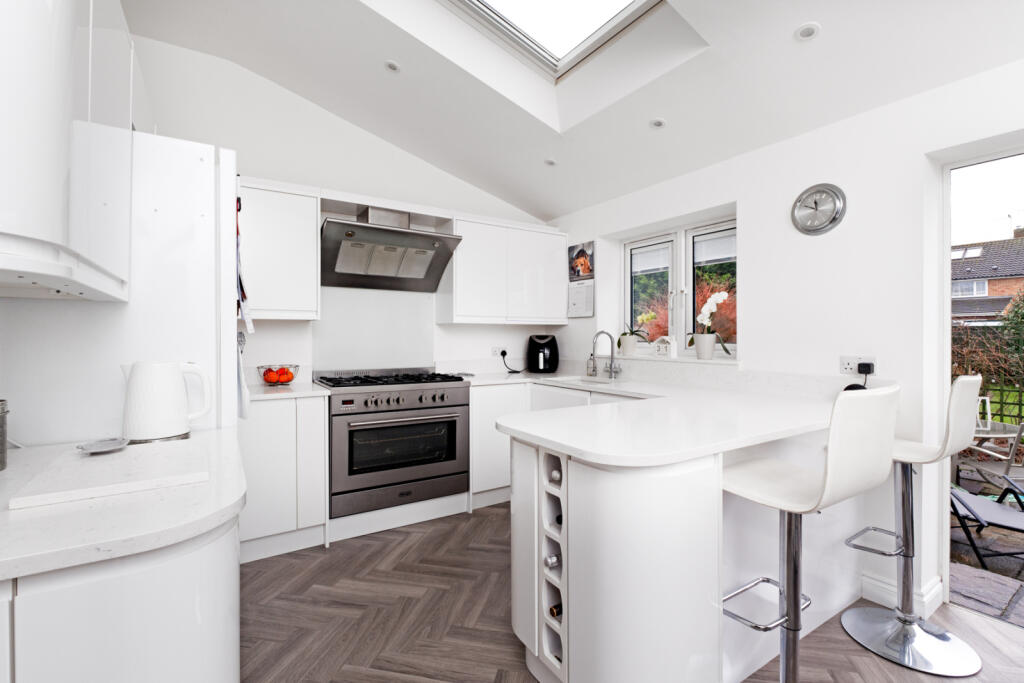 Additional property image - Sheering Lower Road, Sawbridgeworth, Essex, CM21