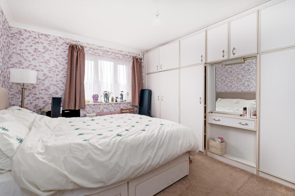 Additional property image - Sheering Lower Road, Sawbridgeworth, Essex, CM21