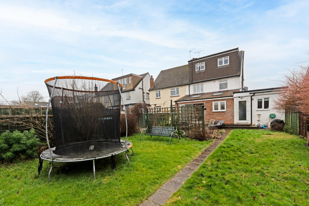 Additional property image - Sheering Lower Road, Sawbridgeworth, Essex, CM21