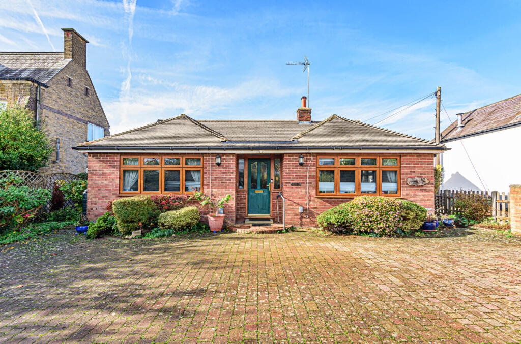 Main image of property: London Road, Sawbridgeworth, Hertfordshire, CM21