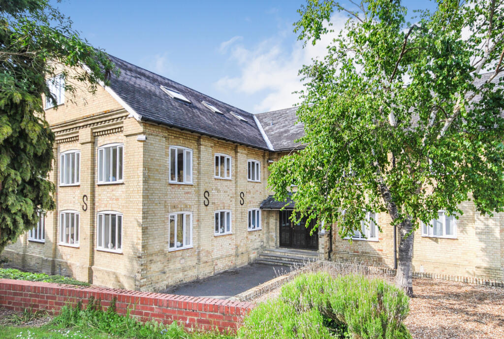 1 bedroom apartment for sale in River Court, Station Road